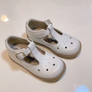 Footmates little girl white leather dress shoes size 6.5M